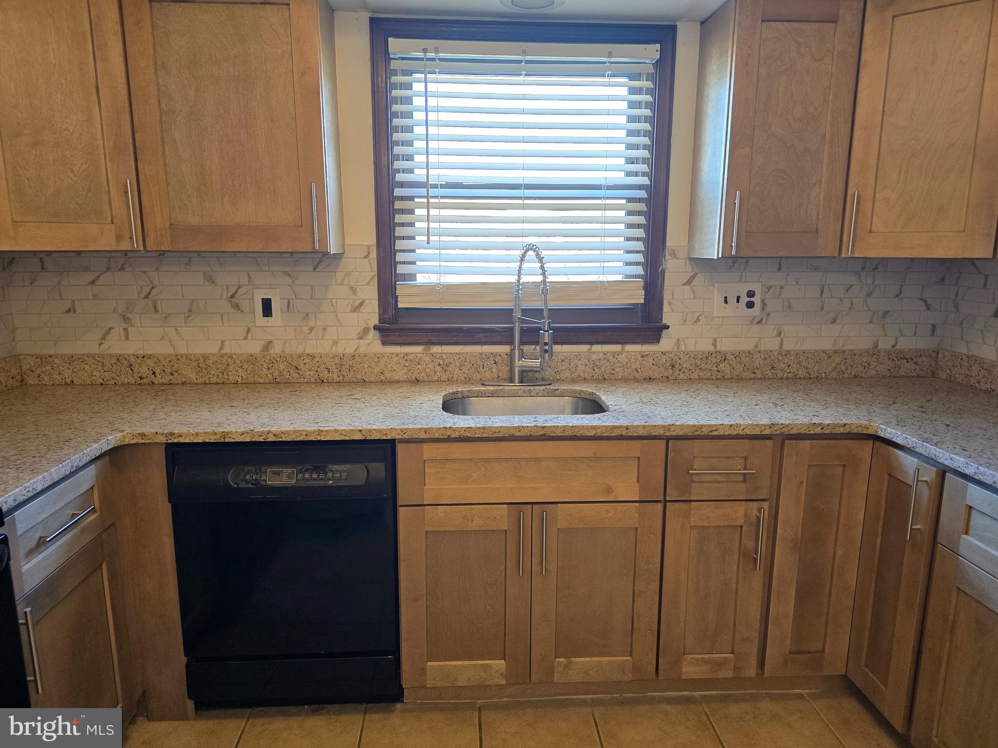 18 Belmont Road Bellmawr, NJ 08031 - Photo 12 of 42