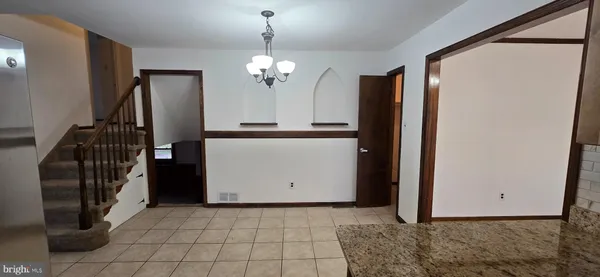 $2,600 | 18 Belmont Road, Bellmawr, NJ 08031
