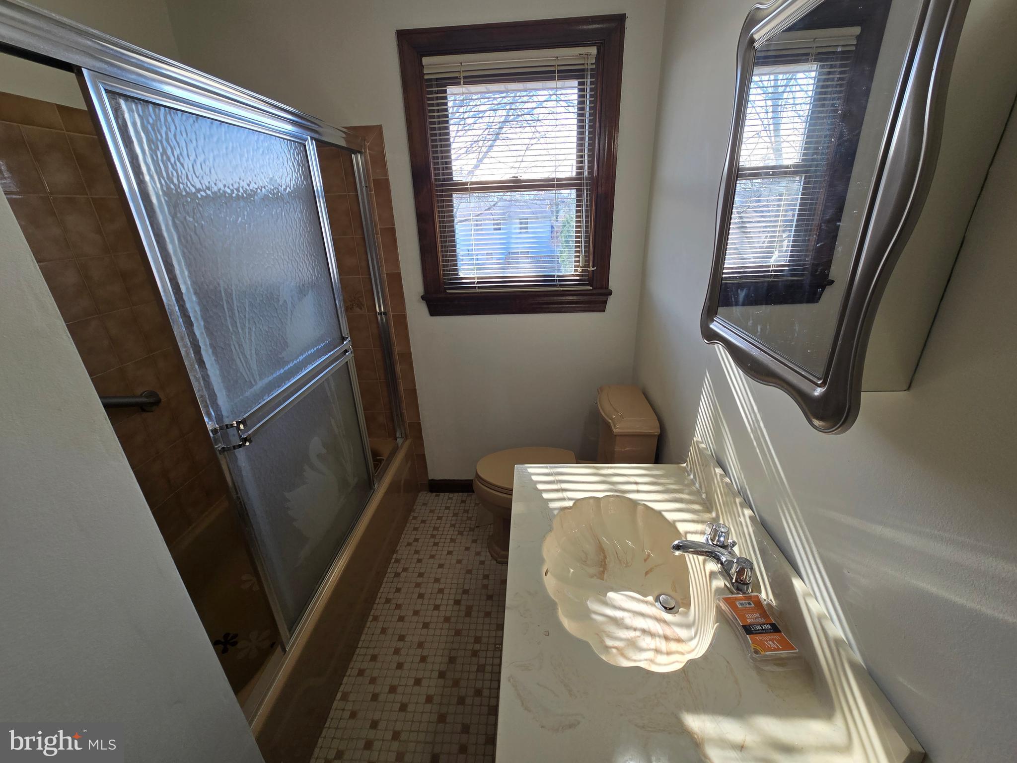 18 Belmont Road Bellmawr, NJ 08031 - Photo 22 of 42