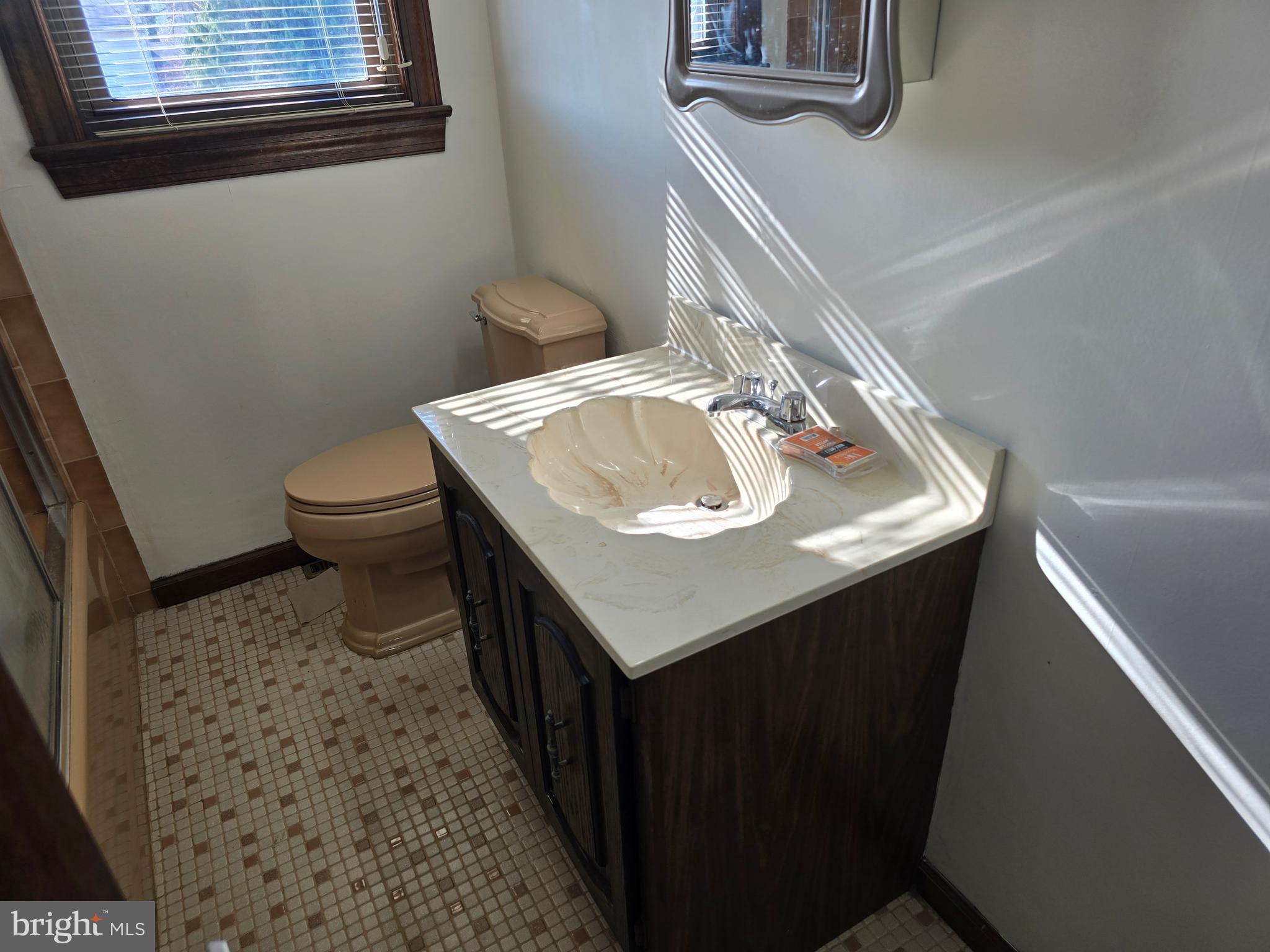 18 Belmont Road Bellmawr, NJ 08031 - Photo 27 of 42