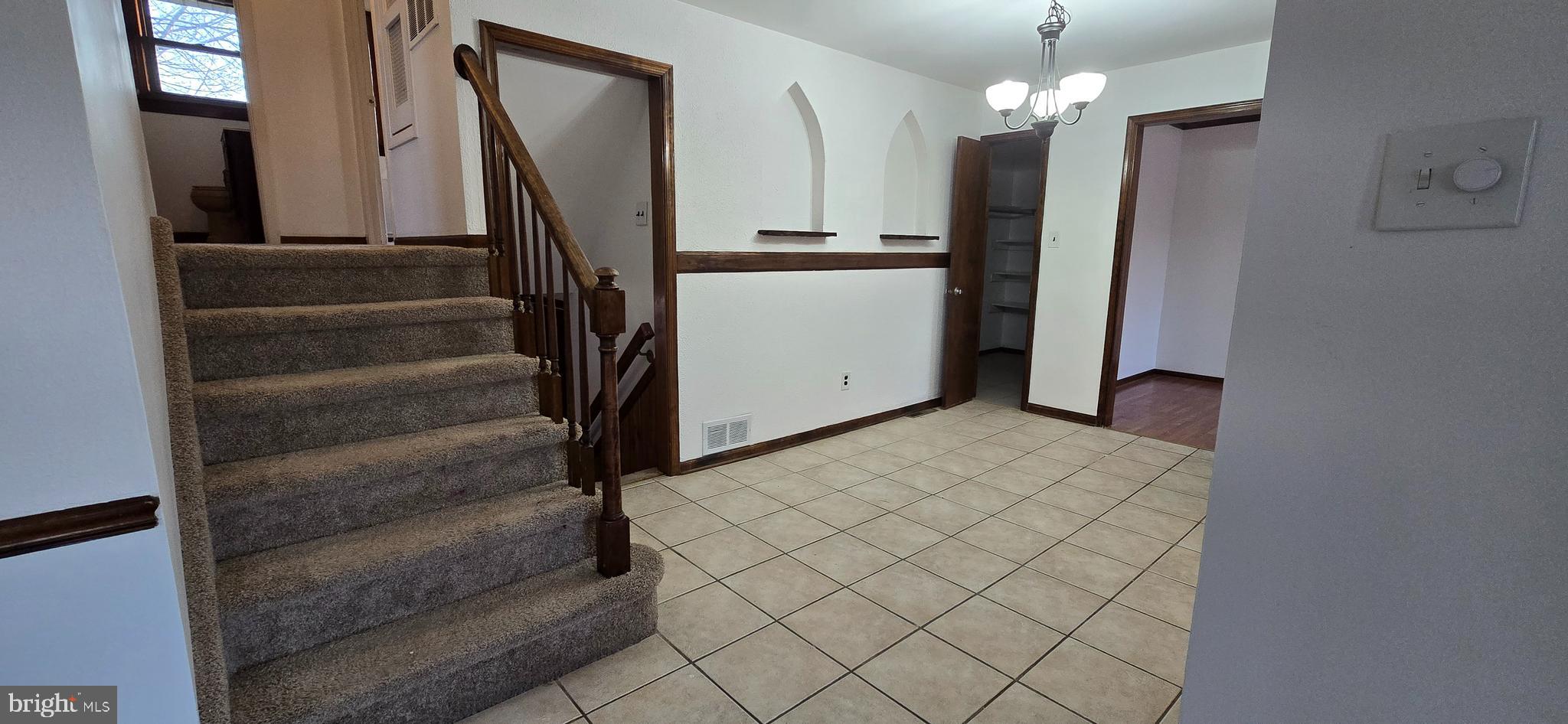 18 Belmont Road Bellmawr, NJ 08031 - Photo 8 of 42