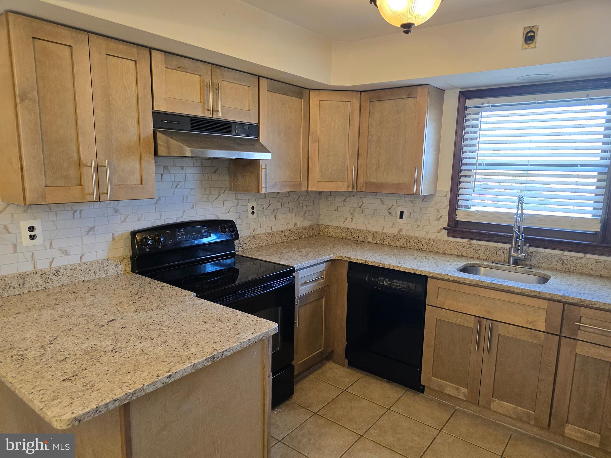 18 Belmont Road Bellmawr, NJ 08031 - Photo 10 of 42