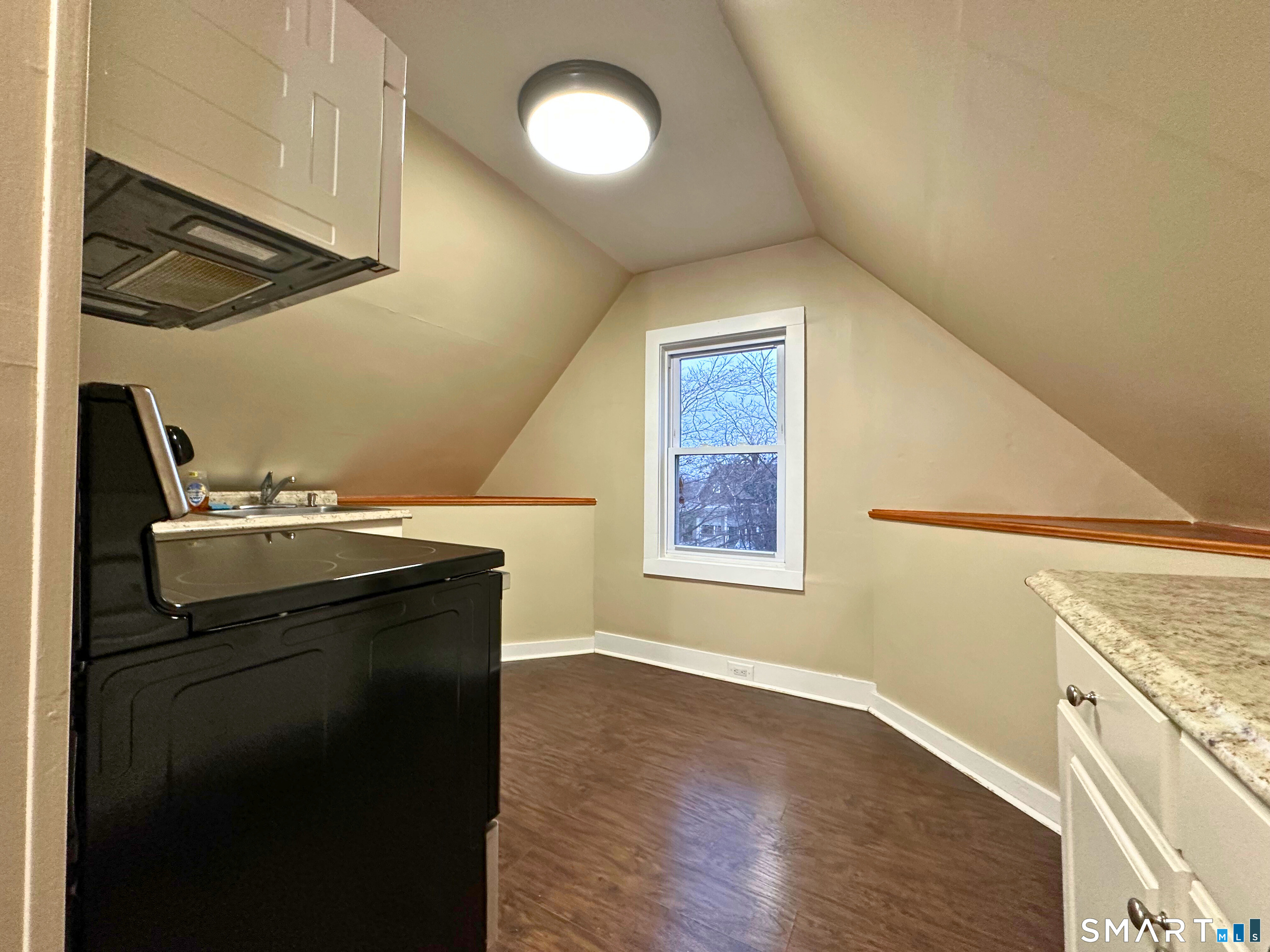 11 West Street New London, CT 06320 - Photo 8 of 24 a view of utility room