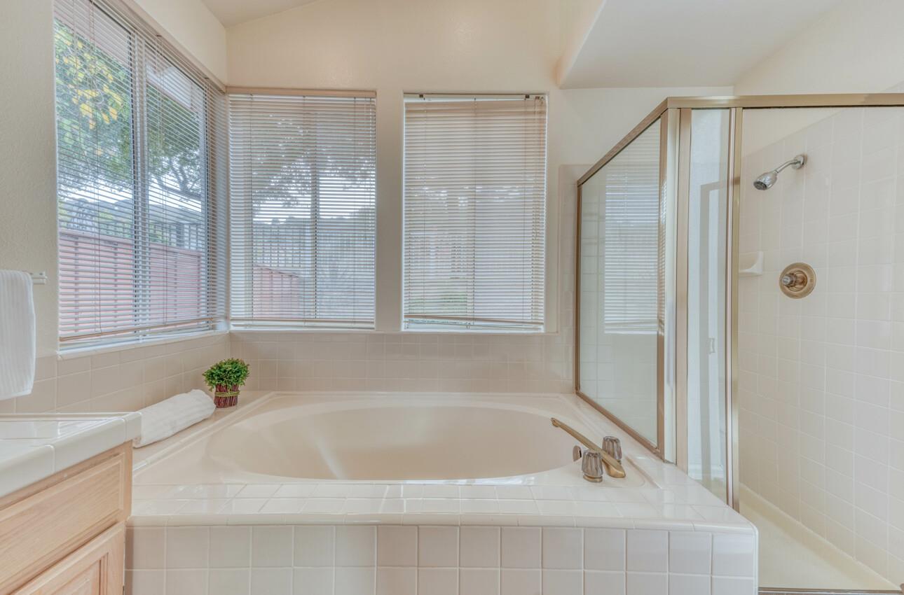 17760 Riverbend Road Salinas, CA 93908 - Photo 29 of 39 Gallery Image 29