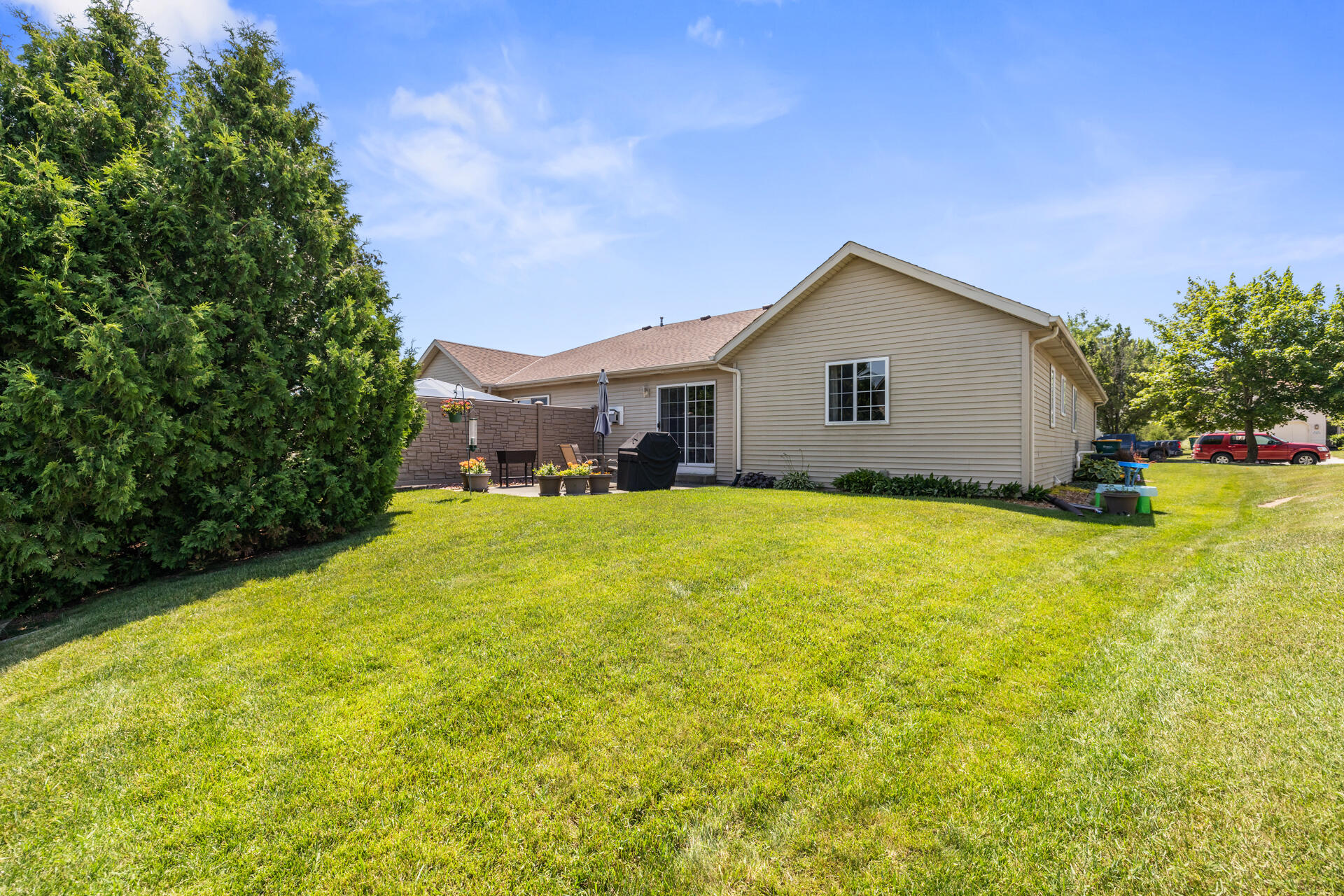 N170W19962 Willow Ridge Drive Jackson, WI 53037 - Photo 20 of 25 Back of Home