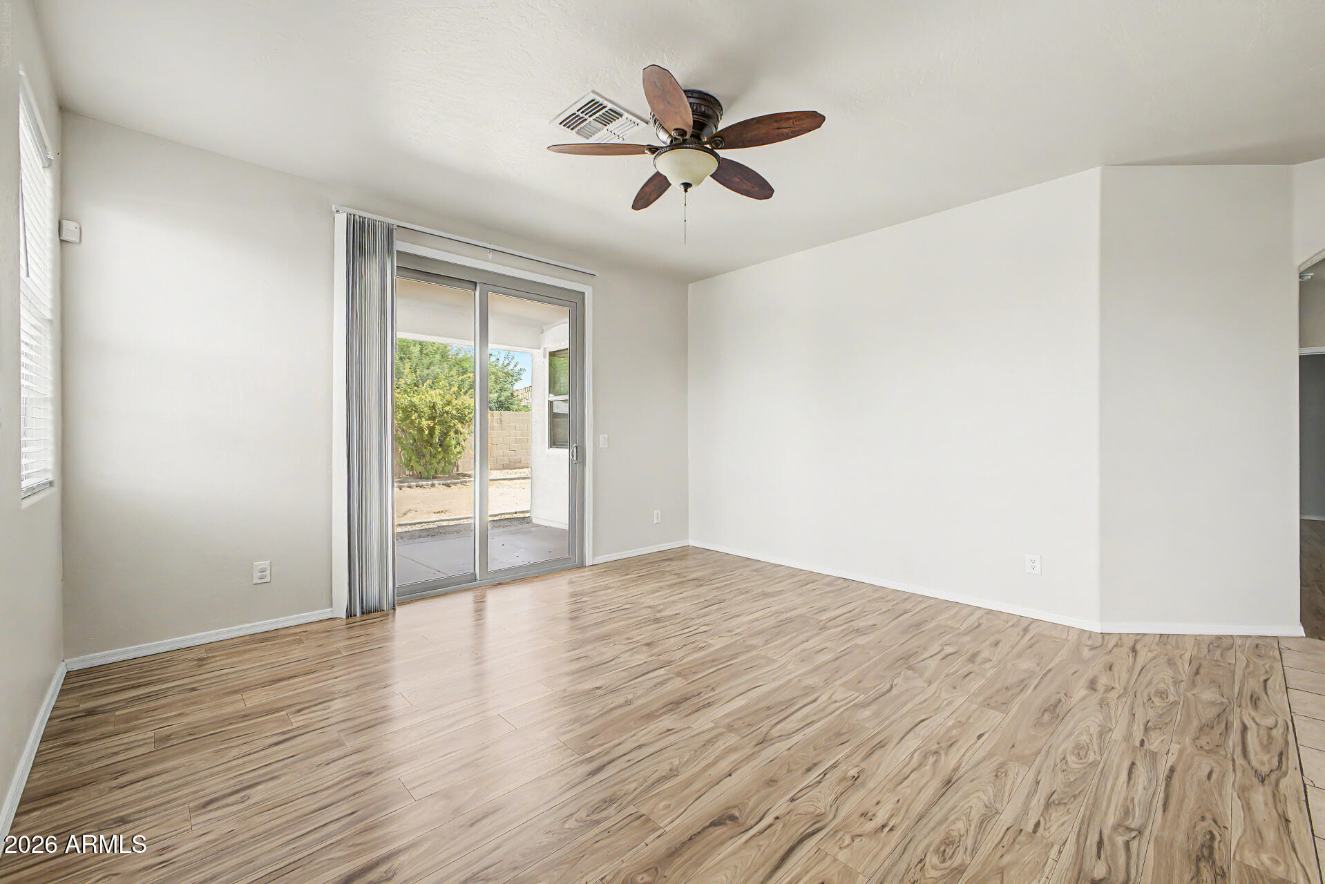 14242 West Calavar Road Surprise, AZ 85379 - Photo 4 of 19 11 - Calavar