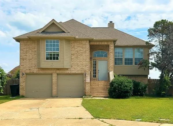$2,550 | 3412 Grenoble Court, Plano, TX 75023