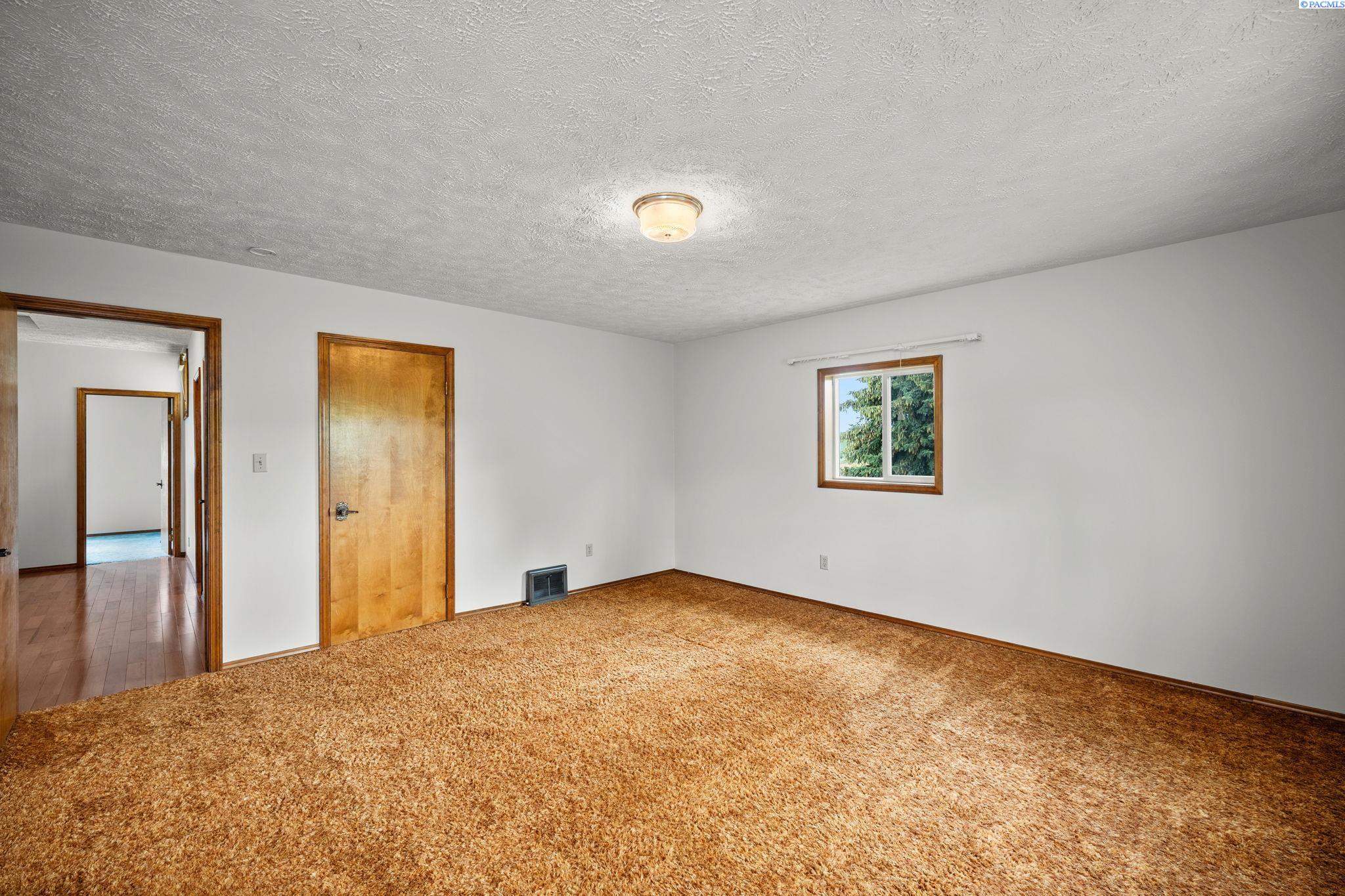 21431 Endicott Road Endicott, WA 99125 - Photo 19 of 44 Gallery Image 19