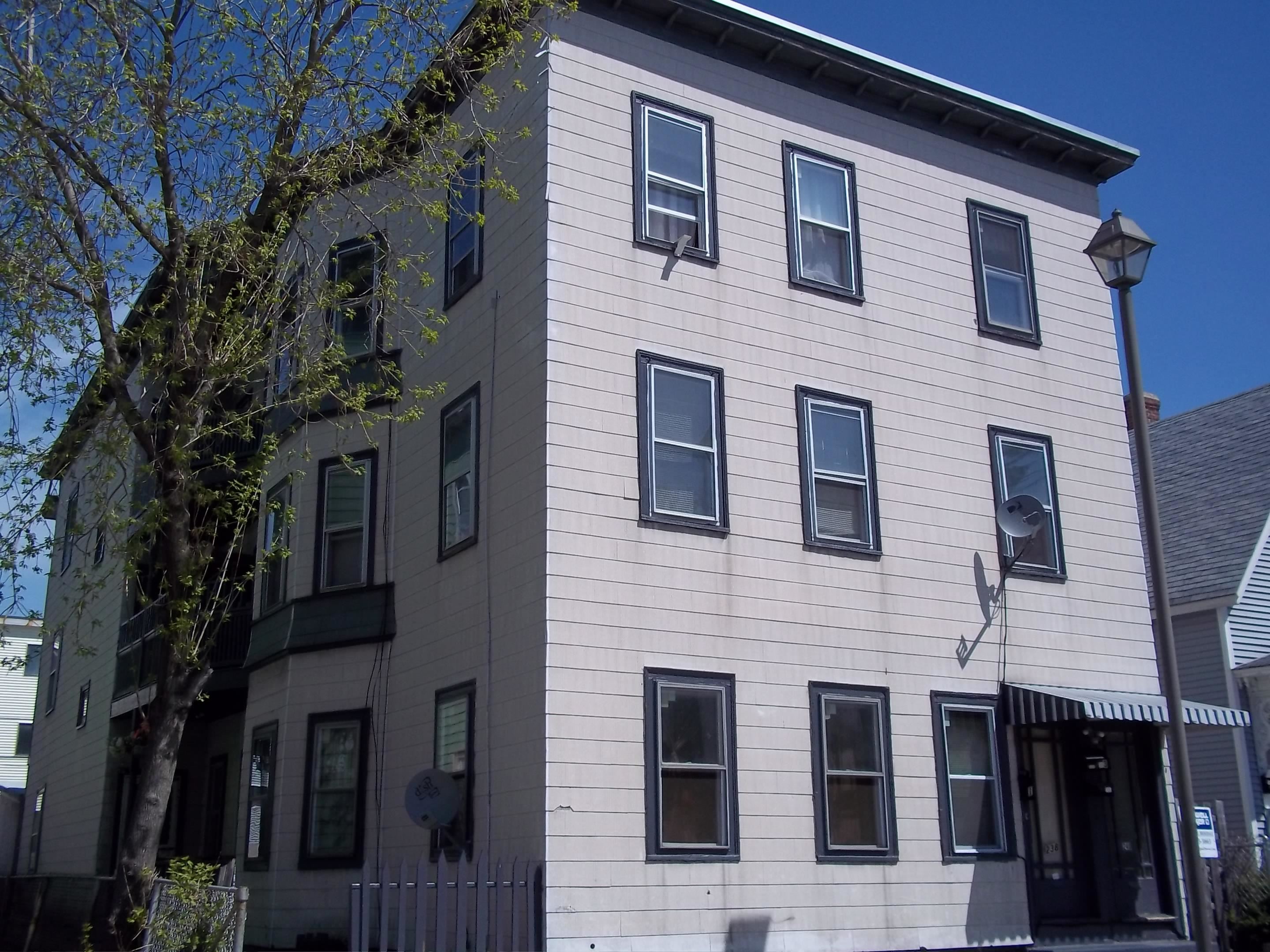 238 Spruce Street Manchester, NH 03103 - Photo 1 of 14 Gallery Image 1