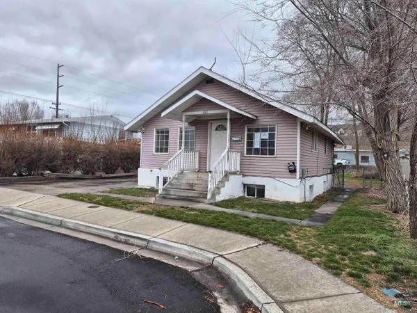 $244,900 | 682 Randolph Avenue, Pocatello, ID 83201