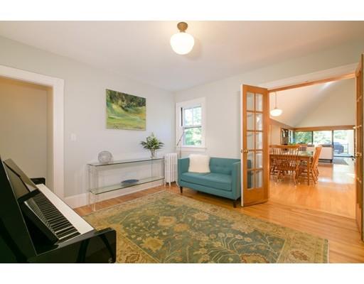 112 Codman Road Lincoln, MA 01773 - Photo 7 of 26