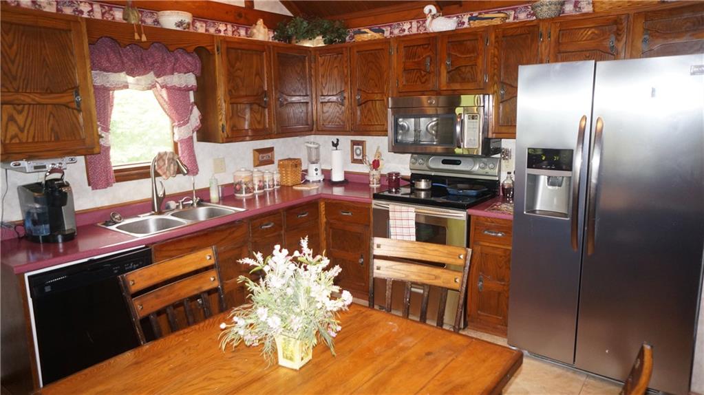 4029 Summit Ridge Road Greenwood, IN 46142 - Photo 2 of 16 Gallery Image 2