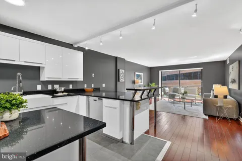 $650,000 | 1015 33rd Street Northwest, Unit 409, Washington, DC 20007