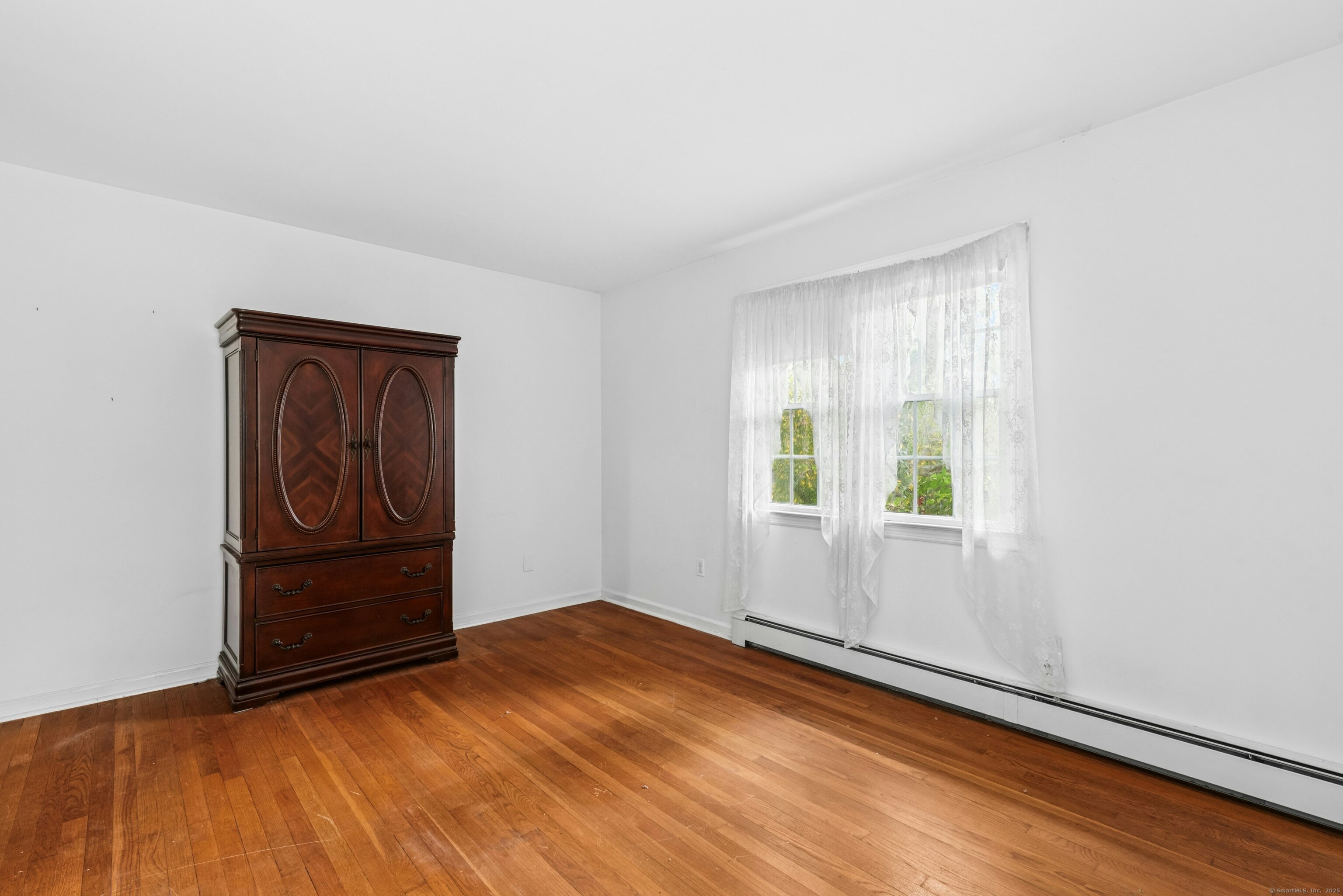 340 Moose Hill Road Monroe, CT 06468 - Photo 14 of 21 an empty room with windows