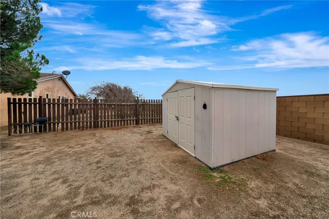 $679,900 | 8347 West W Avenue, Lancaster, CA 93536