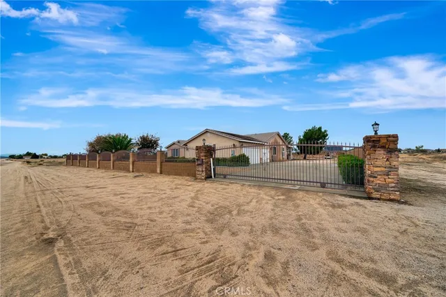 $679,900 | 8347 West W Avenue, Lancaster, CA 93536
