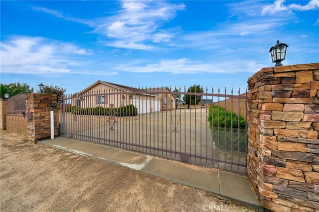 $679,900 | 8347 West W Avenue, Lancaster, CA 93536
