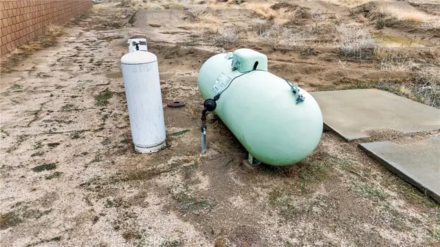 $679,900 | 8347 West W Avenue, Lancaster, CA 93536