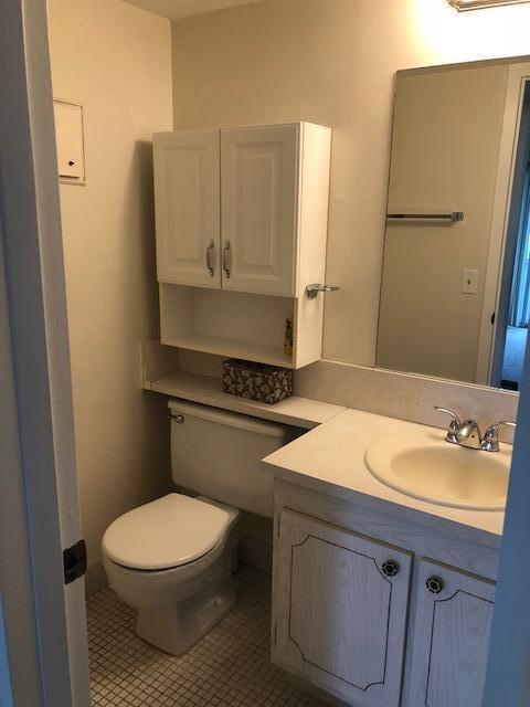 136 Mansfield F, Unit D Boca Raton, FL 33434 - Photo 12 of 14 IMG_0450
