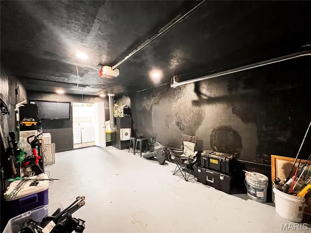 $200,000 | 9559 East Dix Irvington Road, Dix, IL 62830