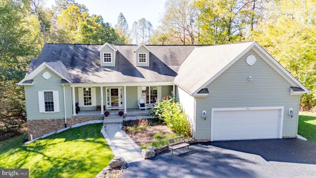 a view of a lake with houses