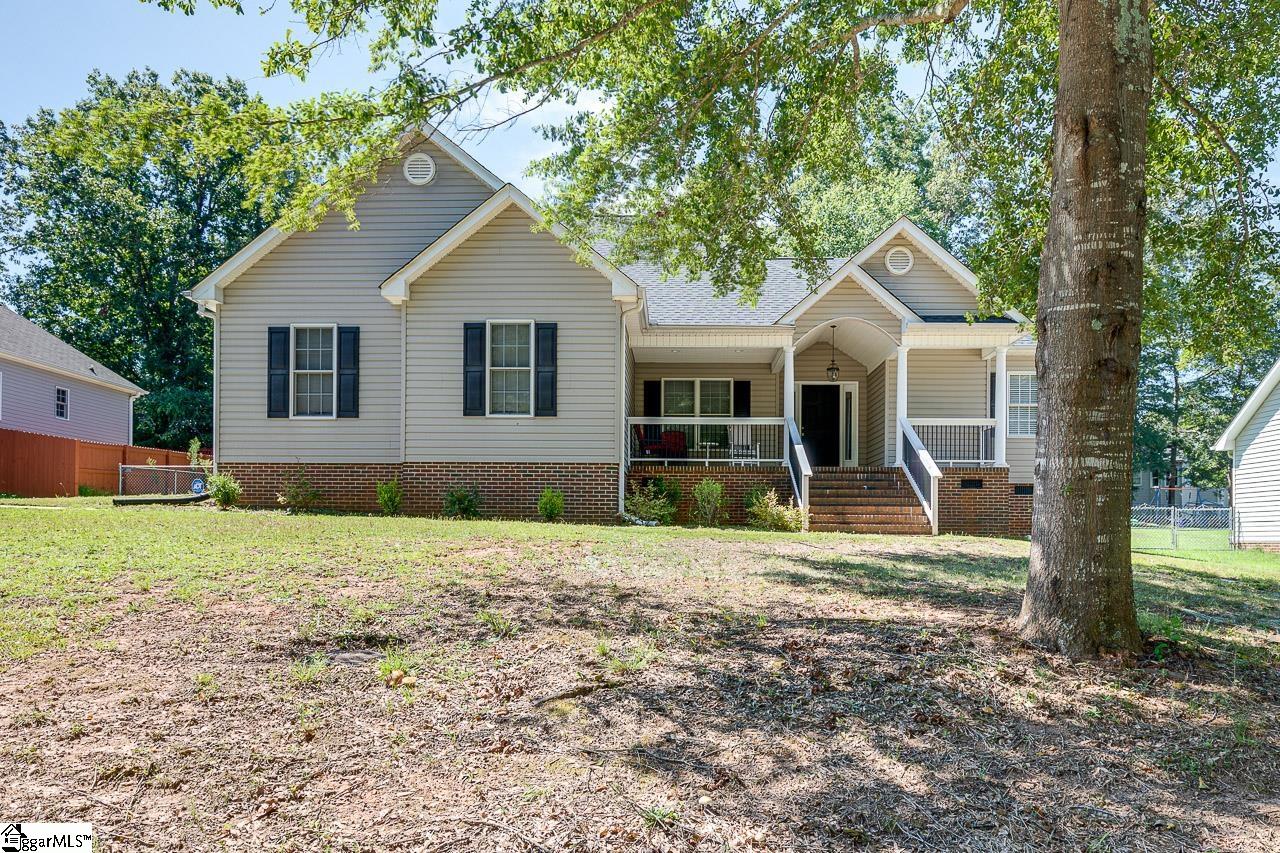 521 Davenport Road Simpsonville, SC 29680 - Photo 1 of 23 Gallery Image 1