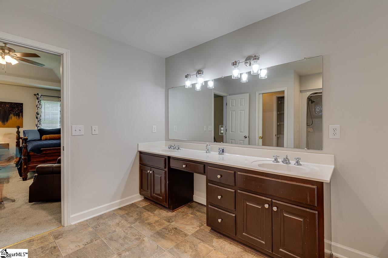521 Davenport Road Simpsonville, SC 29680 - Photo 14 of 23 Gallery Image 14