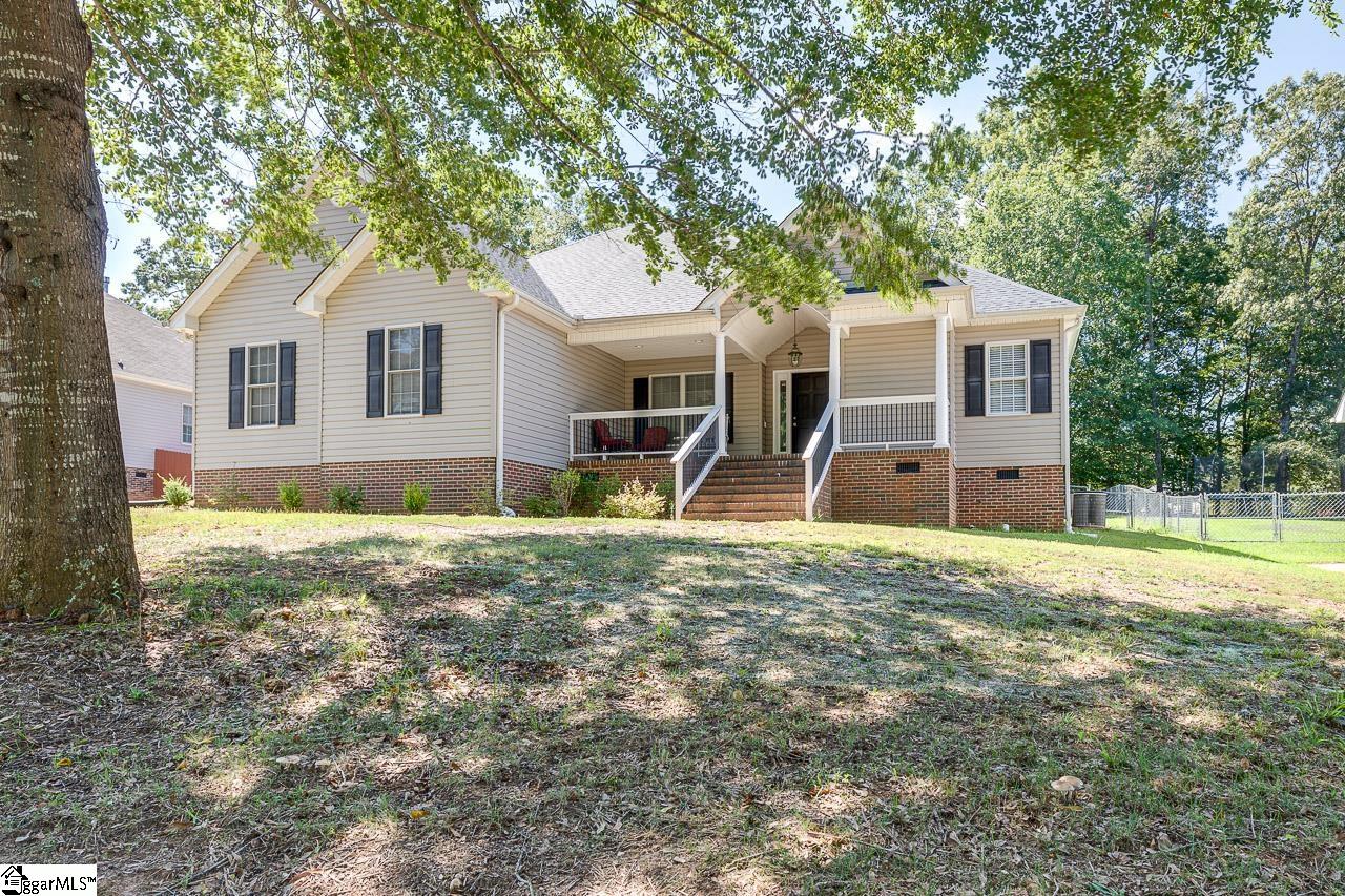 521 Davenport Road Simpsonville, SC 29680 - Photo 2 of 23 Gallery Image 2