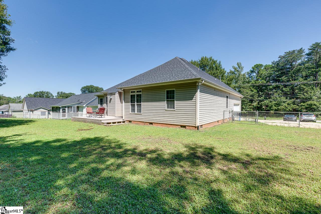 521 Davenport Road Simpsonville, SC 29680 - Photo 21 of 23 Gallery Image 21