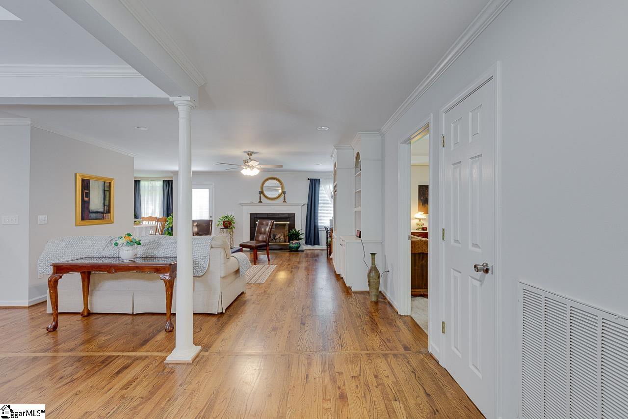 521 Davenport Road Simpsonville, SC 29680 - Photo 4 of 23 Gallery Image 4