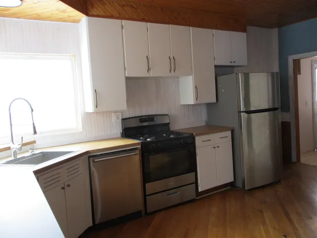 $104,900 | 506 West Amelia Street, Cassville, WI 53806