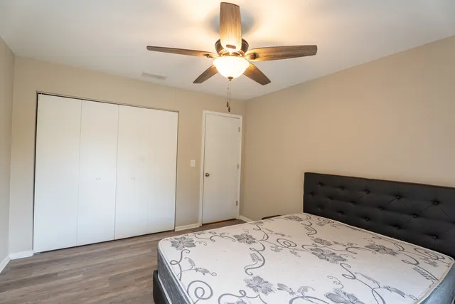 $1,700 | 774 Terrace Court, Unit T, Elgin, IL 60120