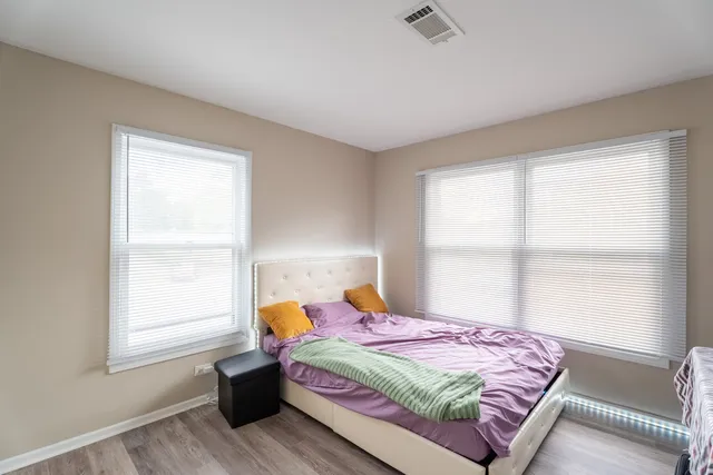 $1,700 | 774 Terrace Court, Unit T, Elgin, IL 60120