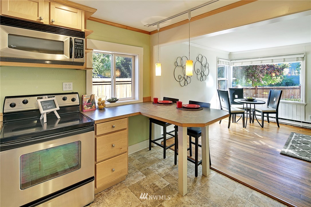 3208 Southwest Raymond Street Seattle, WA 98126 - Photo 11 of 22 Gallery Image 11