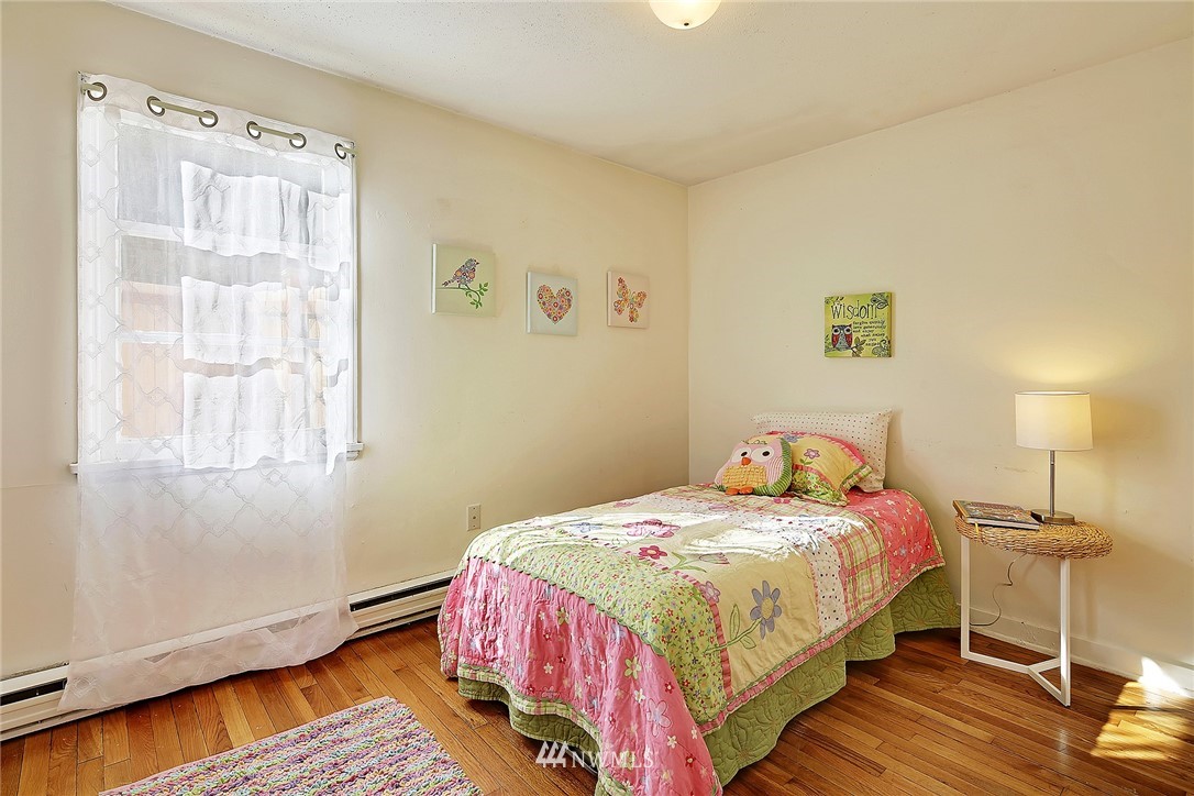 3208 Southwest Raymond Street Seattle, WA 98126 - Photo 14 of 22 Gallery Image 14