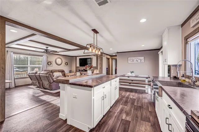 $255,000 | 2846 Overlook Drive, Caldwell, TX 77836