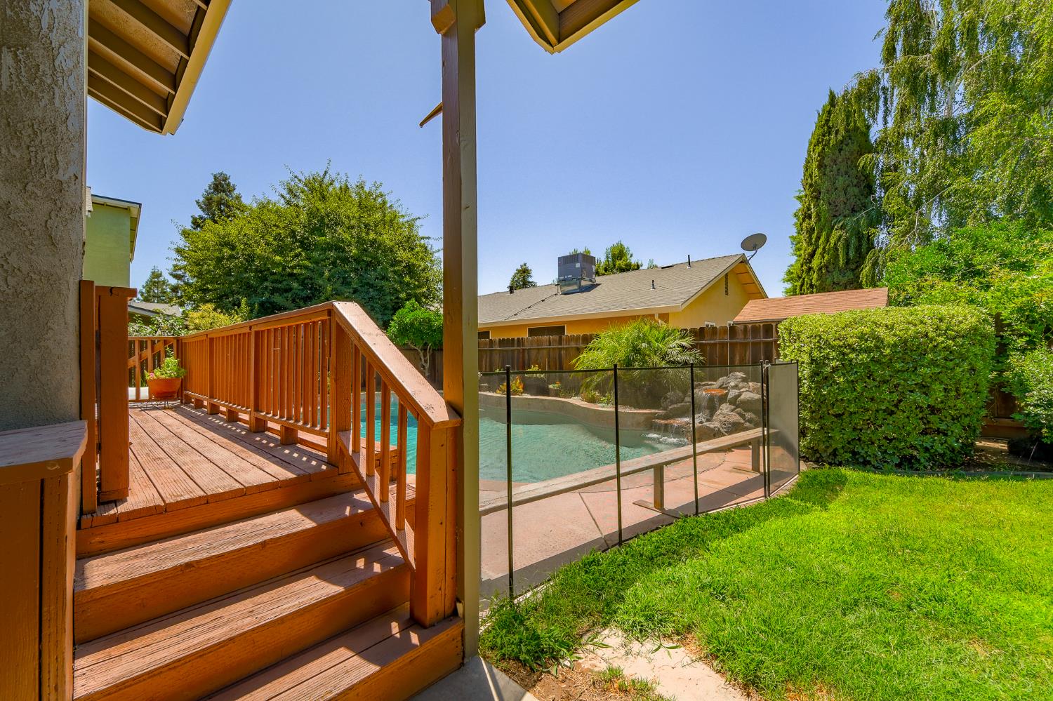 834 Cedar Ridge Drive Turlock, CA 95382 - Photo 51 of 57 a view of a house with a yard