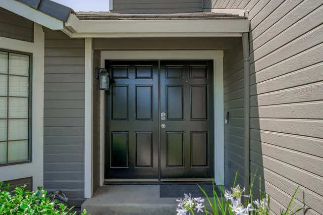 $605,000 | 834 Cedar Ridge Drive, Turlock, CA 95382