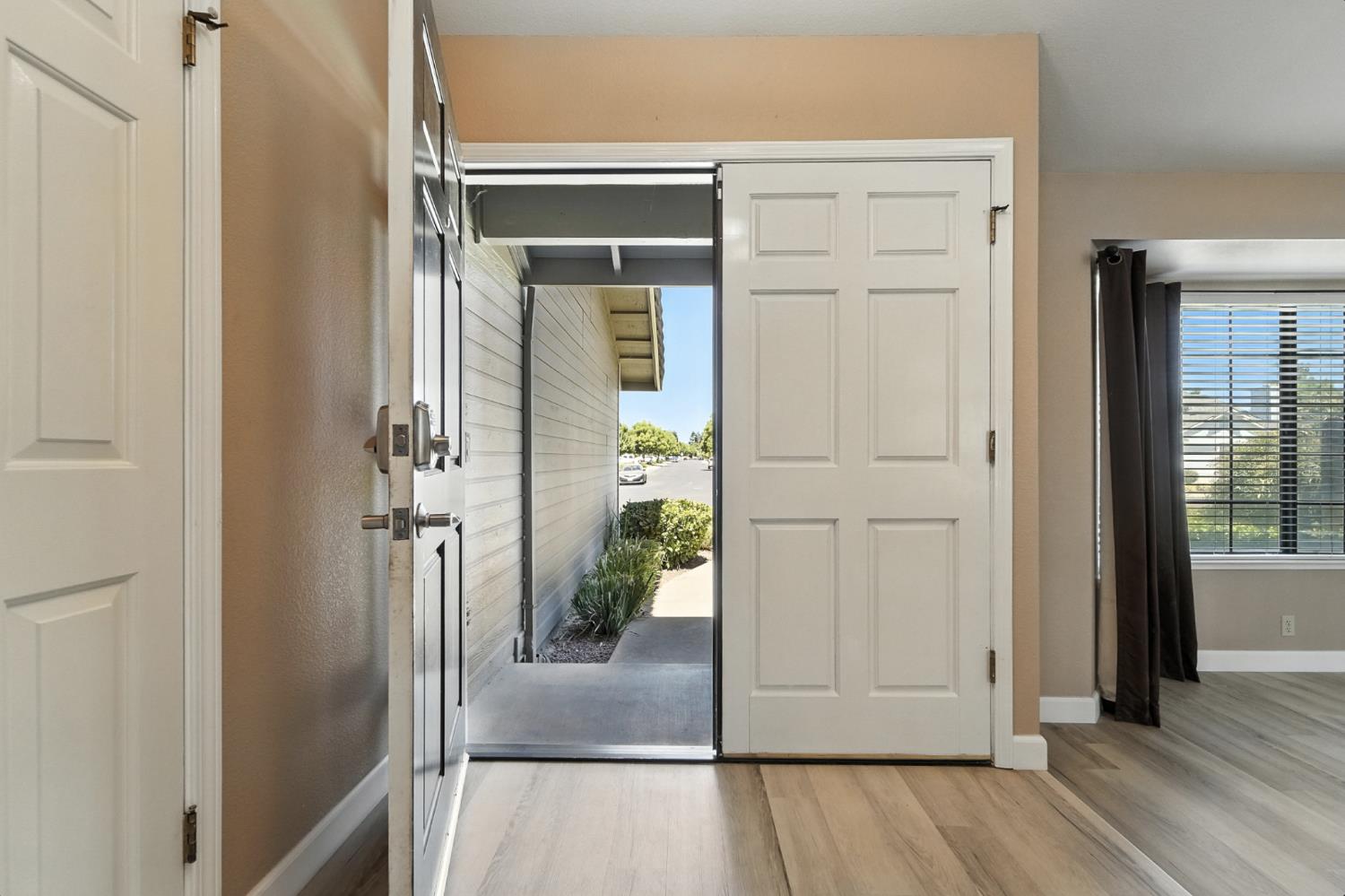 834 Cedar Ridge Drive Turlock, CA 95382 - Photo 10 of 57