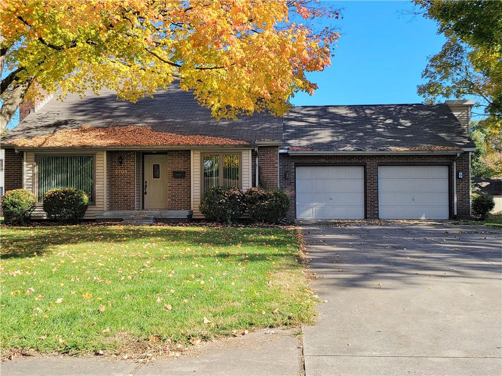 2705 North Marr Road Columbus, IN 47203 - Photo 2 of 60 Gallery Image 2