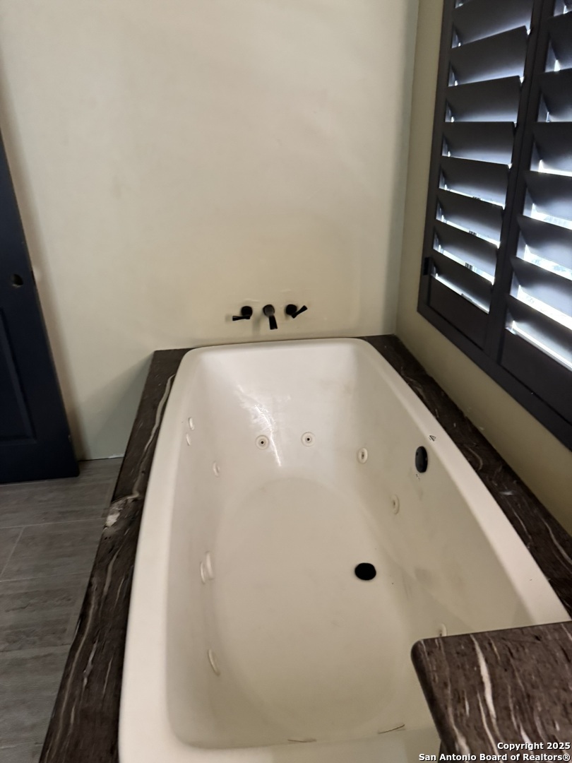 1275 Cypress Creek Road Kerrville, TX 78028 - Photo 4 of 20