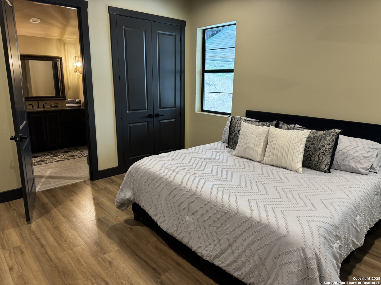 1275 Cypress Creek Road Kerrville, TX 78028 - Photo 7 of 20