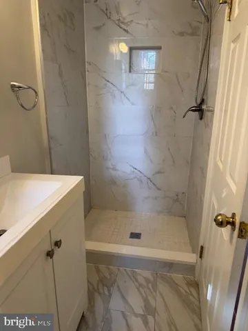 a bathroom with a bathtub