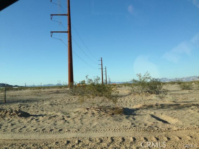 0 T7s R21e Blythe, CA 92225 - Photo 3 of 6 a view of beach and ocean