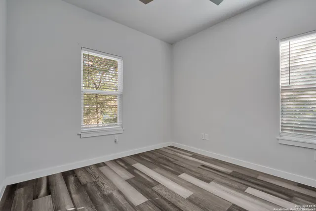 $2,000 | 121 Alabama Street, San Antonio, TX 78203