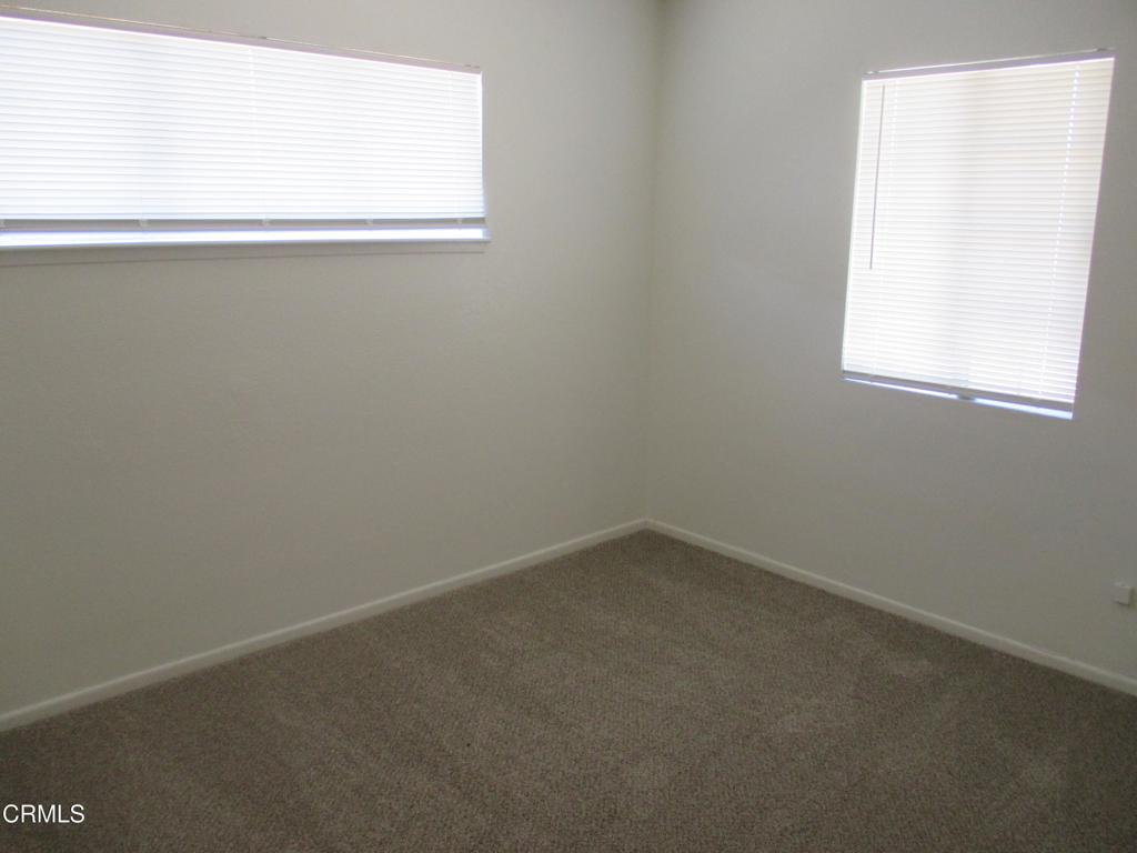 44104 Carolside Avenue Lancaster, CA 93535 - Photo 8 of 15 IMG_5060