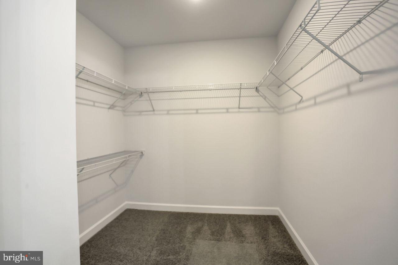 2682 Falling Spring Road Chambersburg, PA 17202 - Photo 22 of 32 Primary walk in closet