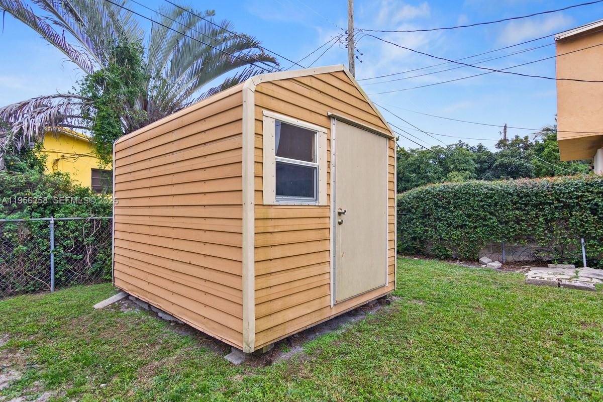 830 Northwest 74th Street Miami, FL 33150 - Photo 18 of 19