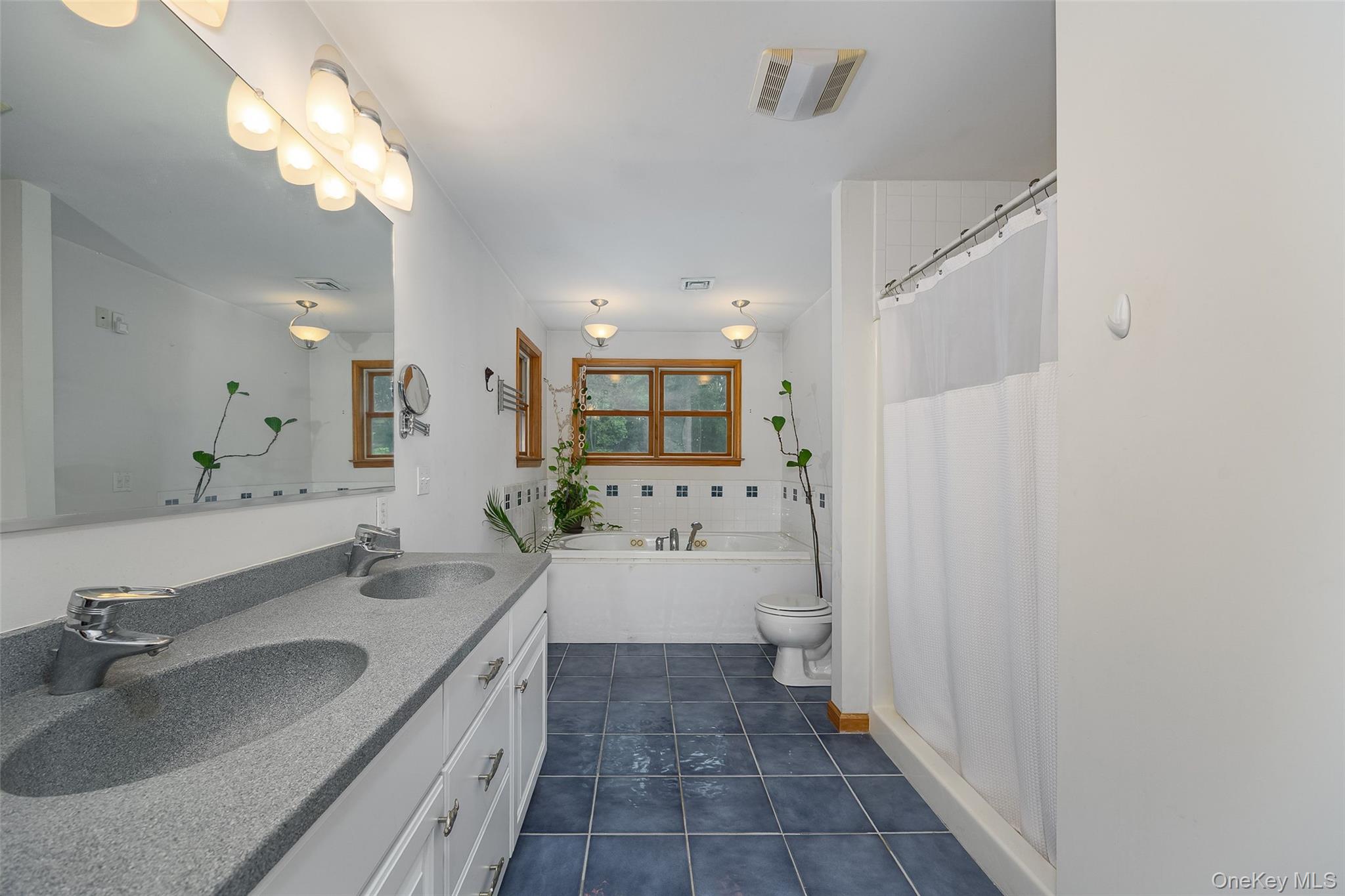 428 Clinton Hollow Road Salt Point, NY 12578 - Photo 9 of 22 Gallery Image 9