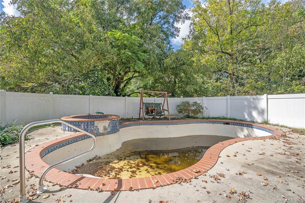 3220 Spring Valley Road Charlotte, NC 28210 - Photo 29 of 29 Gallery Image 29